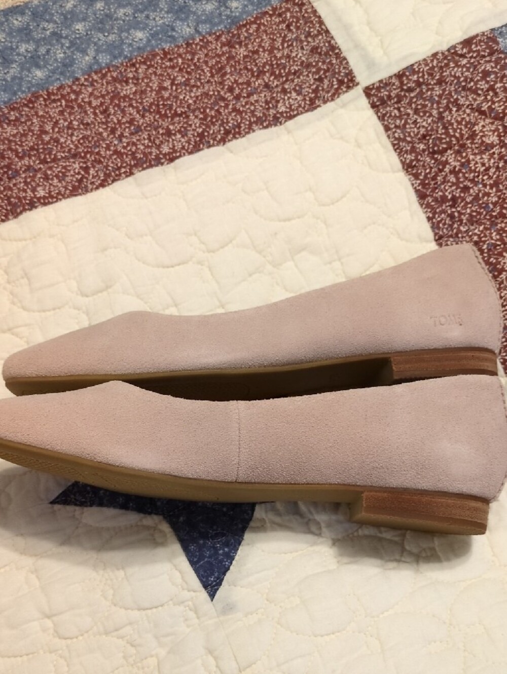 Toms Blush Pink Suede Ballet Flats - Picture 4 of 8